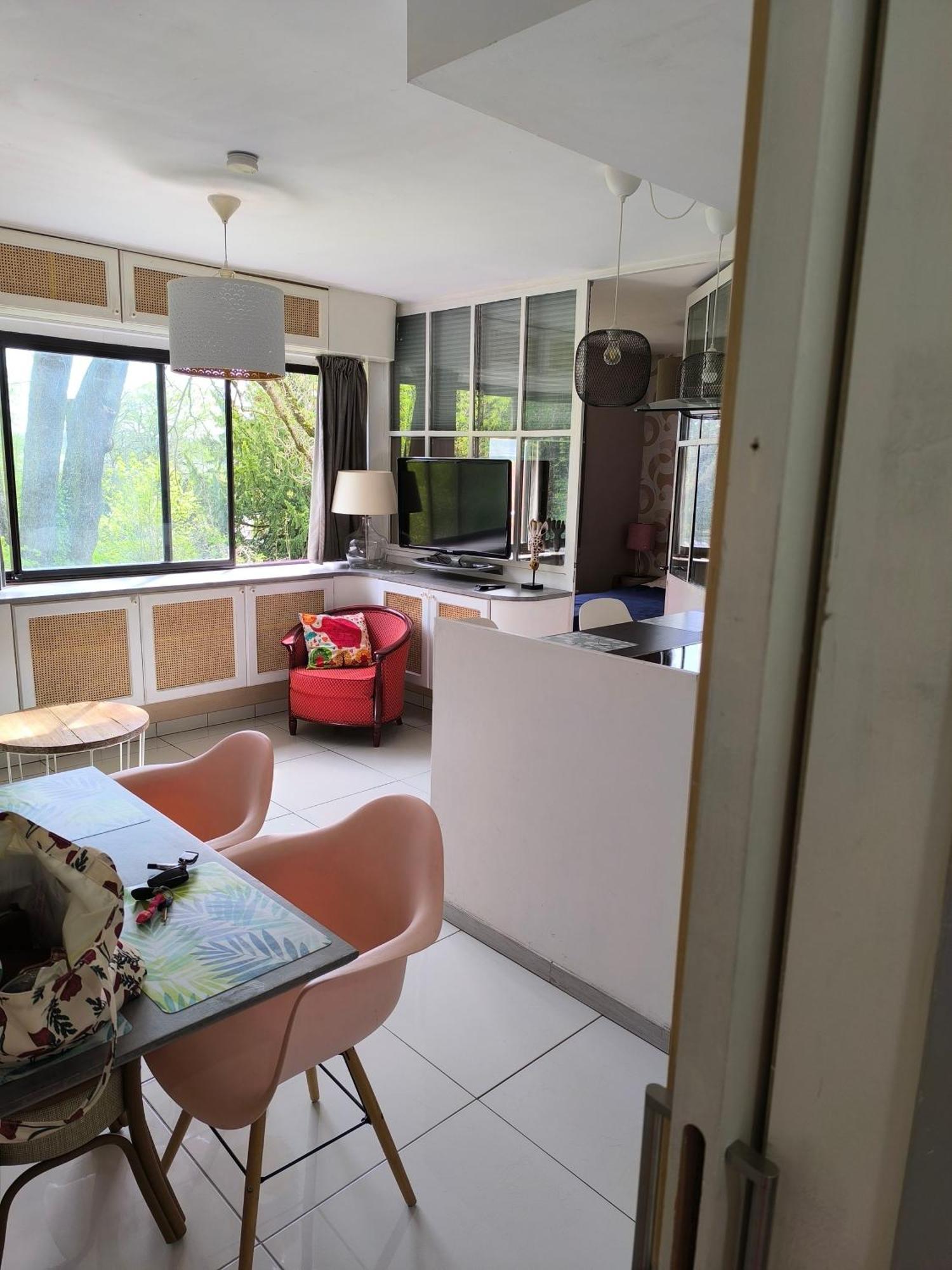 Liege Centre 6 Rue Montagne Sainte Walburge, 4000 Liege, Pour 2 Pers A 3 Minutes De La Gare St Lambert Apartment Bagian luar foto